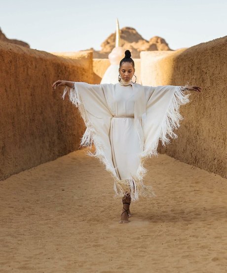 Alicia Keys pornstar high quality pic