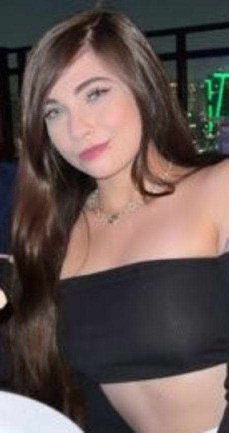 Nicole Diretora erotic actress photos