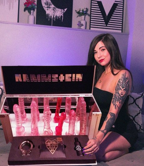 Nicole Diretora star pornographic galleries