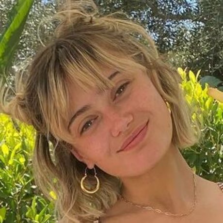 Ella Purnell pornographic star picture