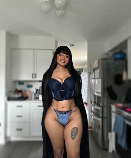 DelilahMoonx model hd picture
