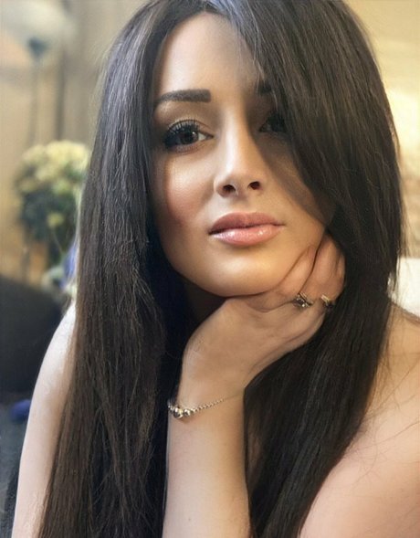 Always Horny star nudes photo