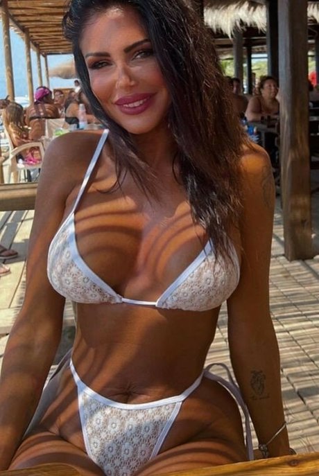 Ginia 900 exclusive model pic