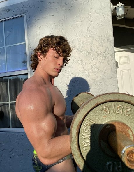 calebsky perfect model pictures