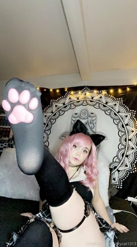 lildevilkittyfree nude actress image