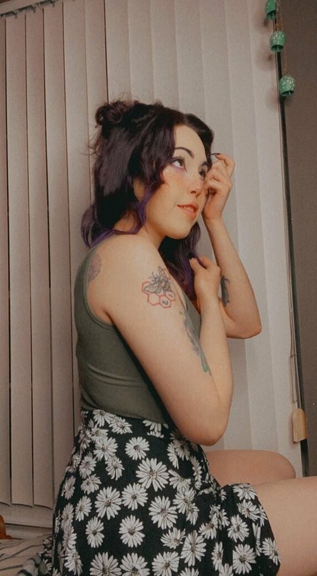 rueeruee star sexy img