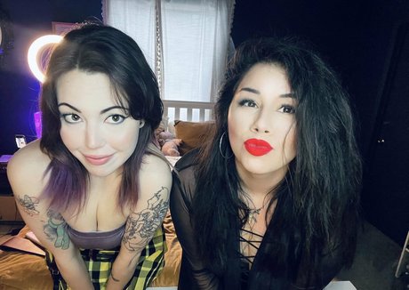 rueeruee sex pornstar gallery