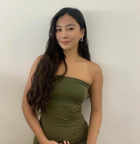 Mhyochi pornstar art img