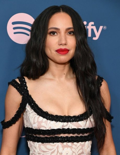 Jurnee Smollett high quality model photo