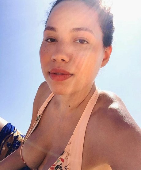 Jurnee Smollett hot actress gallery