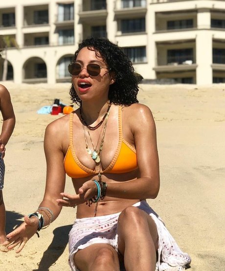 Jurnee Smollett sexy actress photos