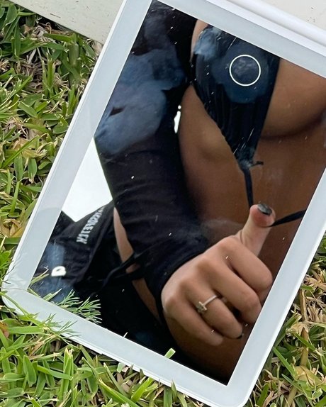 simmykk sex actress pics