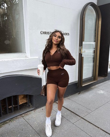 simmykk nice pornstar pics