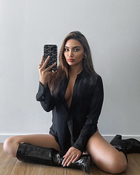 simmykk best actress images