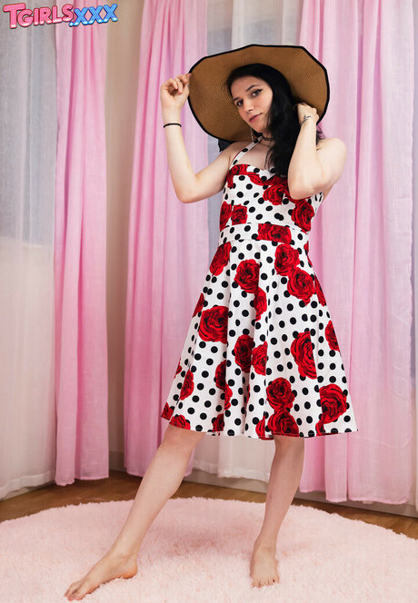 Willow Astilbe hd pornstar pic