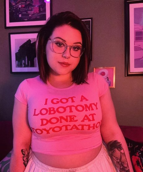 blonde young onlyfans free sexy image