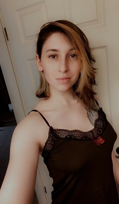 Devi Dionne xxx star pictures