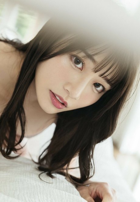 Saika Kawakita adult model archive