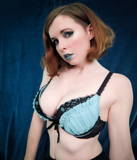 mirror selfie onlyfans free porn archive