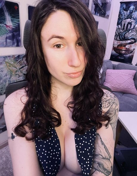 Bloody porn star pic