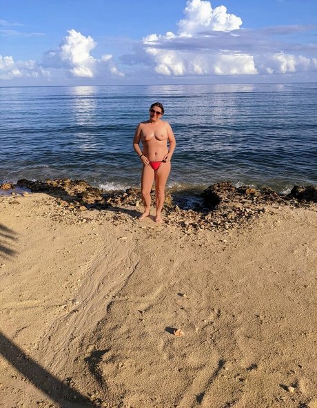 pandapaws022 star erotic photo