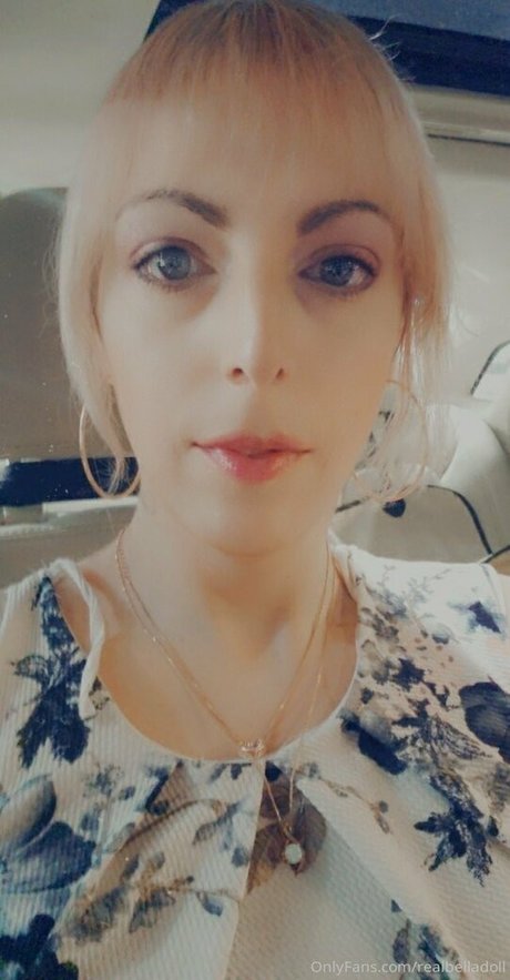 realbelladoll nude actress pictures