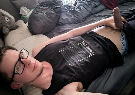 coltr92 star erotic picture