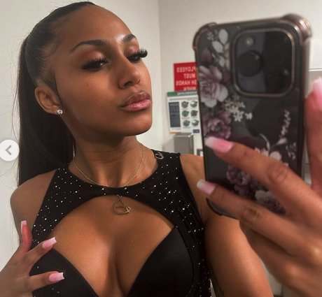 ayydeerich pornstar adult photos