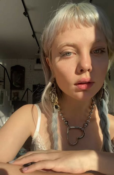 Sheidlina star perfect img