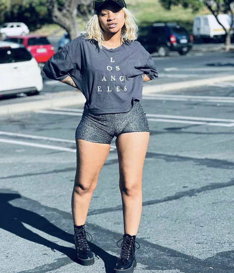 Arrie Cakes exclusive star photos