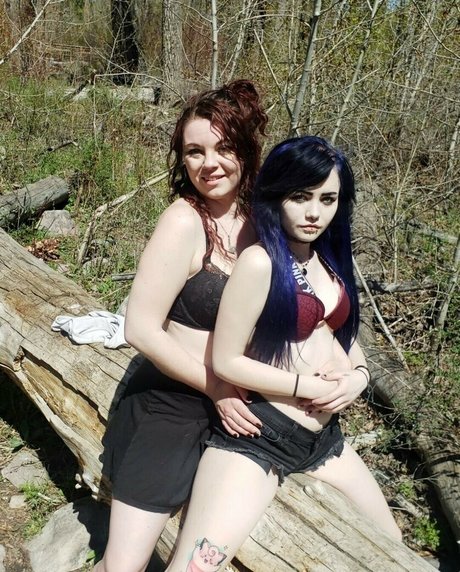 MollyRot star high quality images