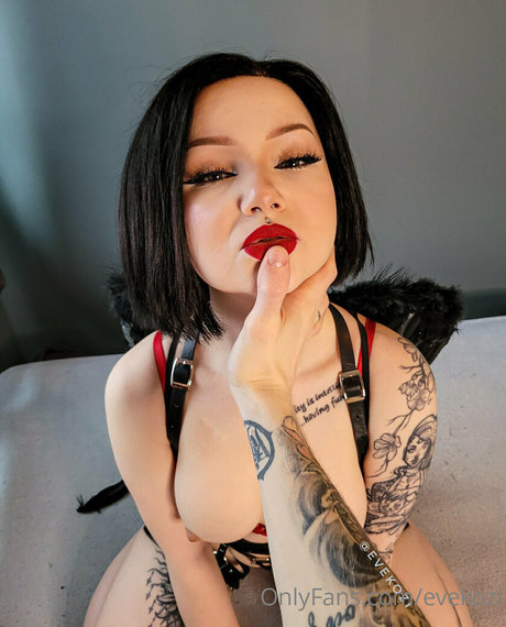 Evekozi beautiful pornstar pic