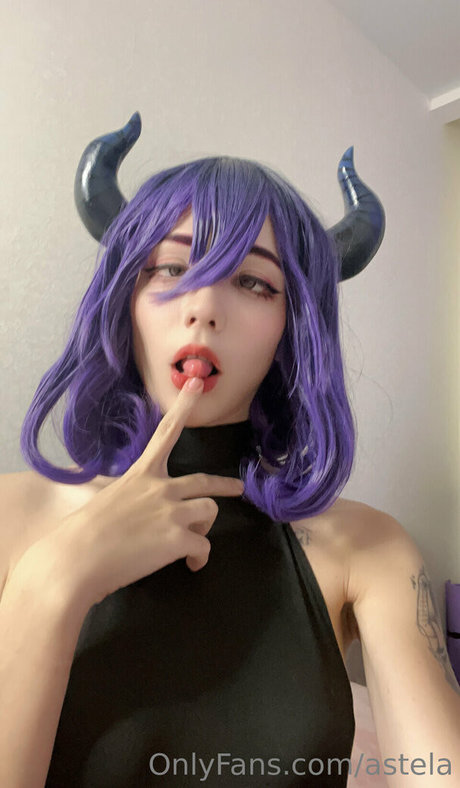 Astela Chan naked pornstar pictures