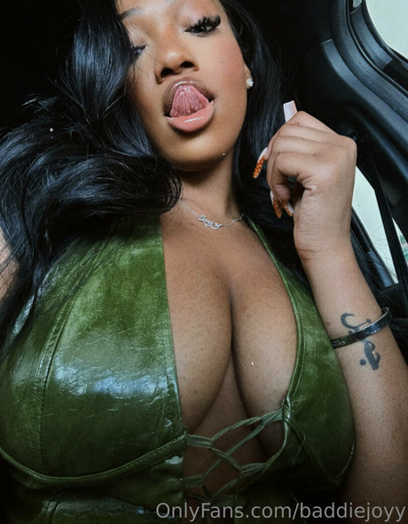 baddiejoyy pornstar hd image