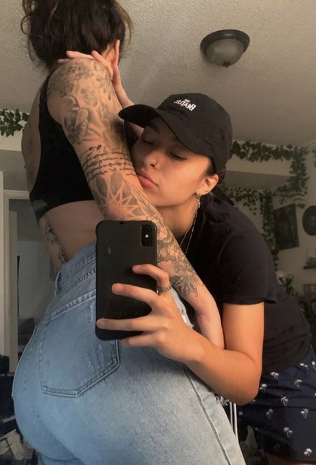 _Leovenus art model archive