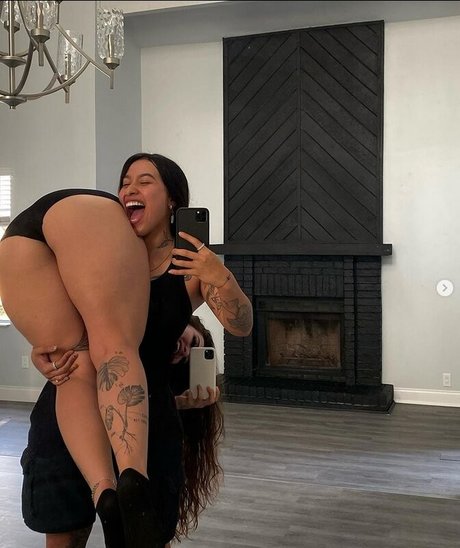 _Leovenus pornstar exclusive pics