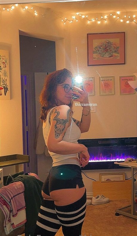 thiccameron adult actress galleries