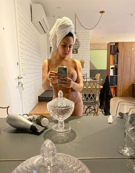 melaooficial exclusive actress photos