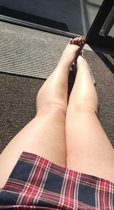 nzcheeks star erotic pic