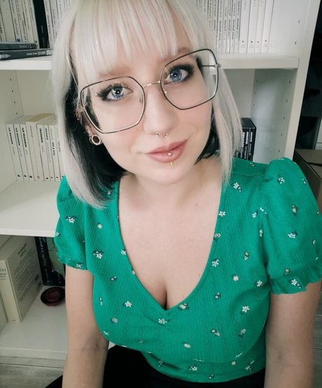 Methvespertine sex model gallery