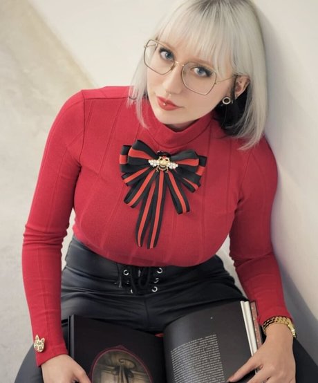 Methvespertine star nudes pictures