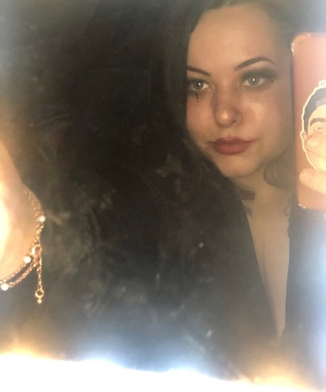 Creamonitfancy model porn gallery