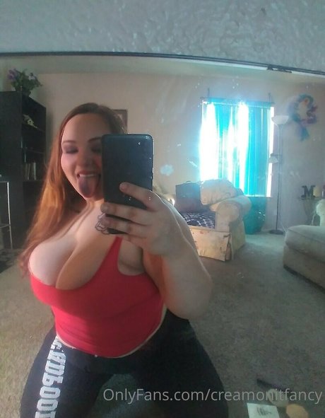 Creamonitfancy model nude archive