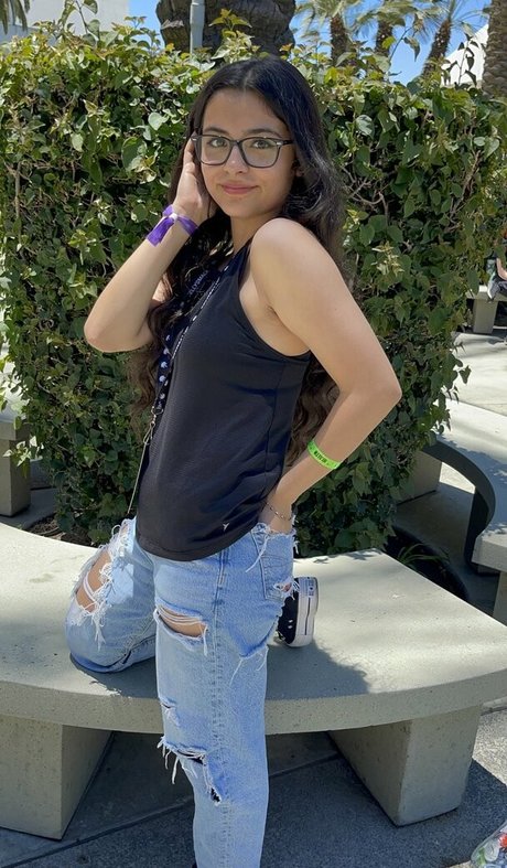 Justcallme Vixx model porn picture