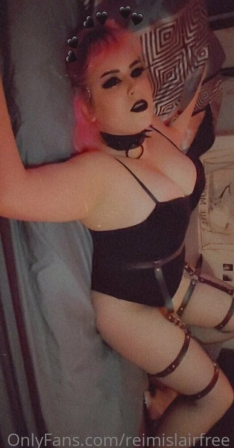 ggreimifree erotic model gallery