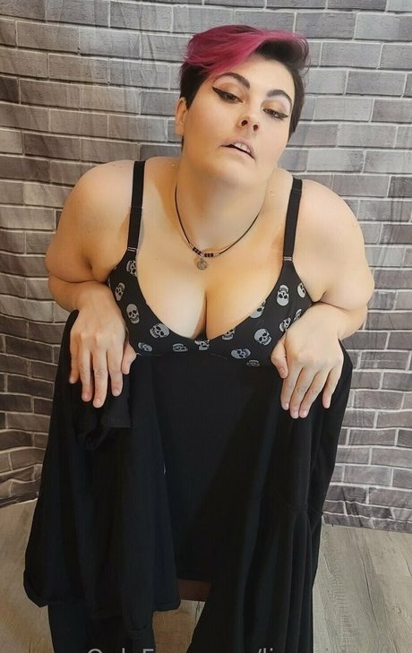 livewirepole hd actress photo