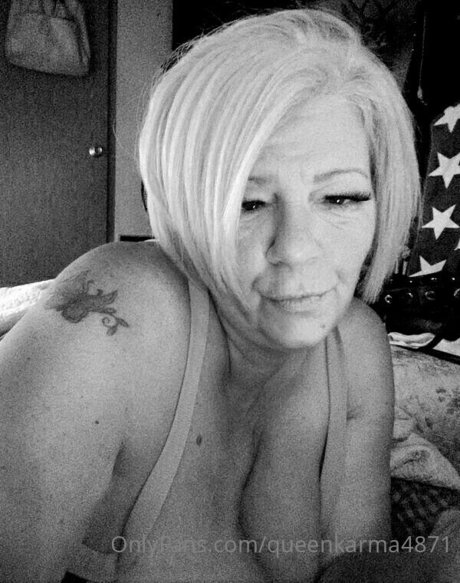 queenkarma4871 exclusive actress pic