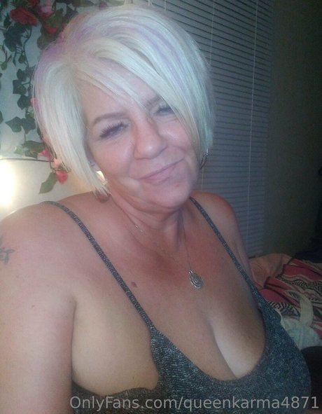 queenkarma4871 naked actress pics