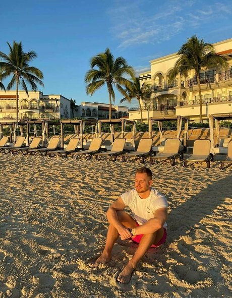 fitshinfree star sexy photos