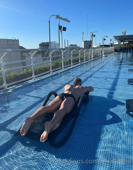 fitshinfree model erotic galleries